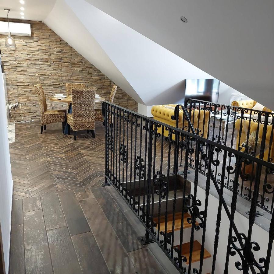 Dr Becsey Luxury Apartman 贝凯什乔包 外观 照片